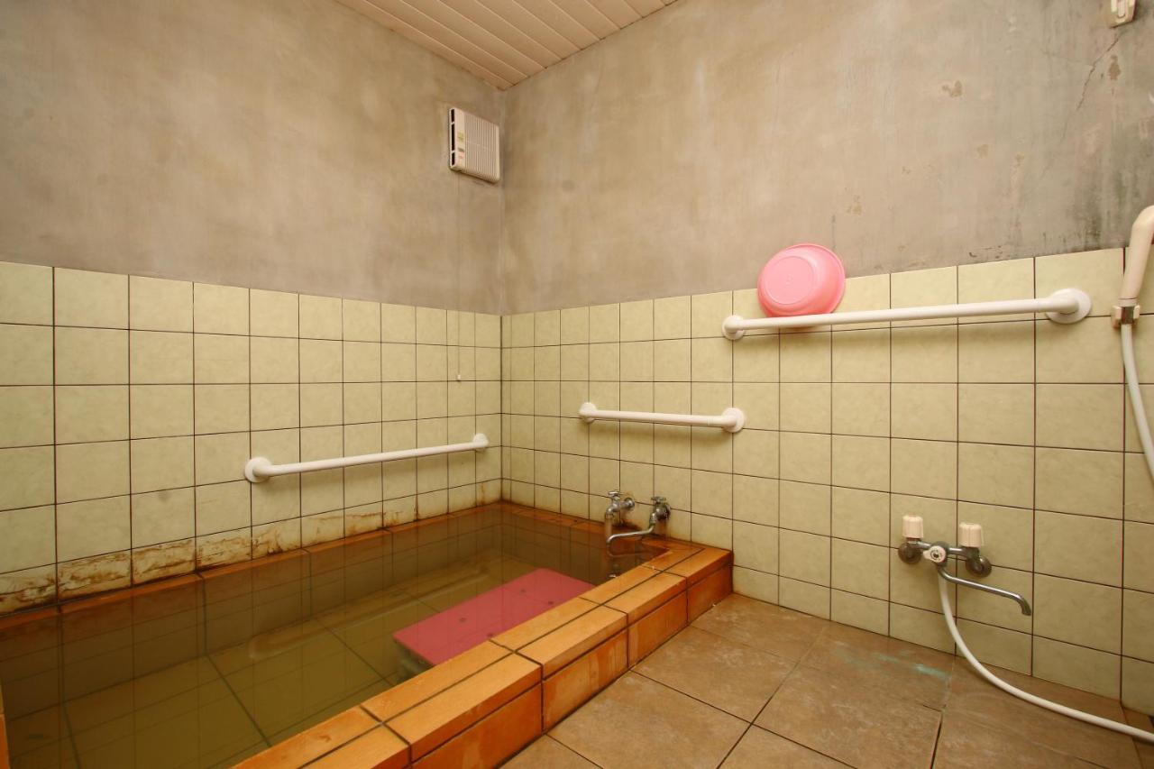 Minsyuku Ibusuki Hotel ภายนอก รูปภาพ
